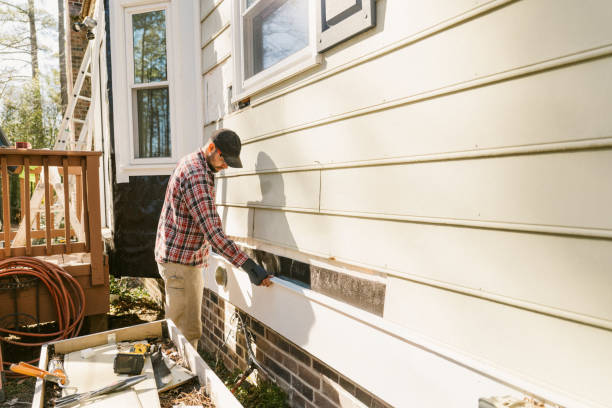 Trusted Storm Damage Siding Repair service in Rochelle, IL - Creative Siding